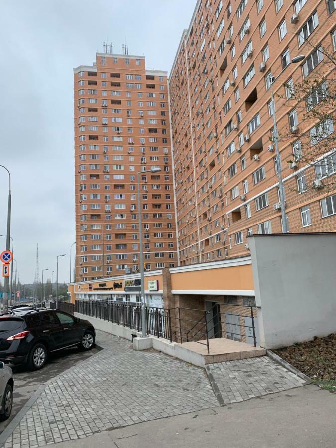 Квартира Возле Автовокзала Odesa Exterior foto